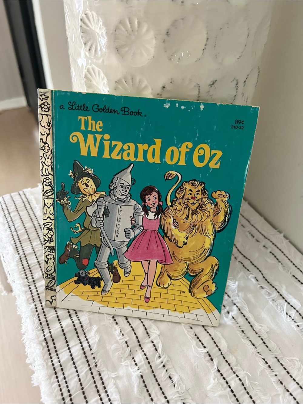 Vintage 1975 The Wizard of Oz Kids Classic Story Book